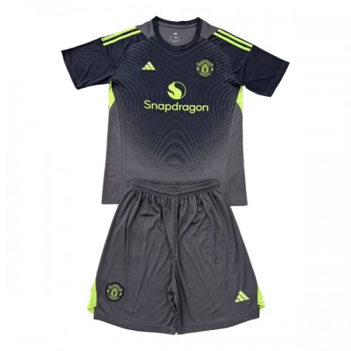 Conjunto Manchester United Guarda Redes 2025-26 Preta - Criança Conjunto Manchester United Guarda Redes 2025-26 Preta - Criança